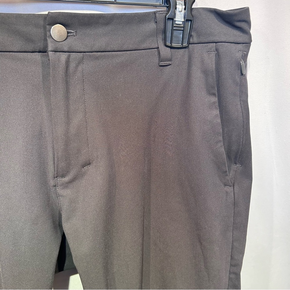 Lululemon Mens ABC Slim Dark Grey Pants Like New Size 30 x 32 - Picture 3 of 6